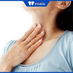 Khô cổ họng là bệnh gì? Nguyên nhân, triệu chứng và Cách điều trị