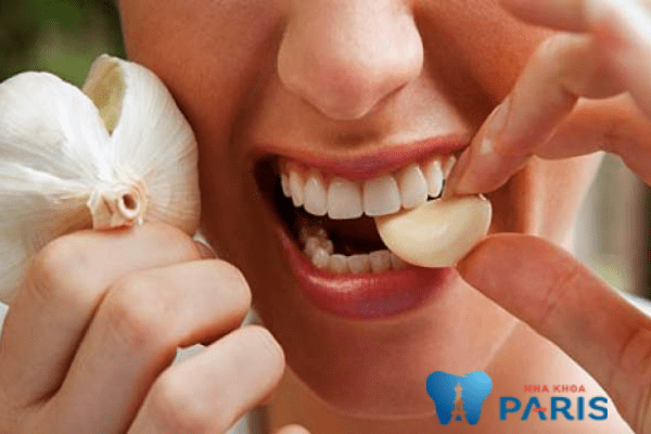 Chữa đau răng bằng tỏi giảm được tình trạng viêm sưng và đau răng hiệu quả