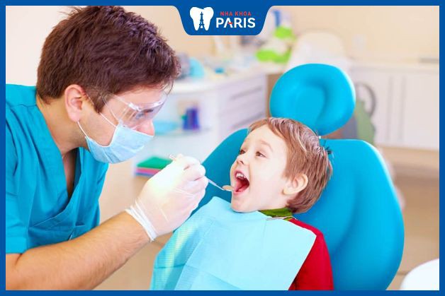 Khi trẻ thay răng hàm cần phải làm gì