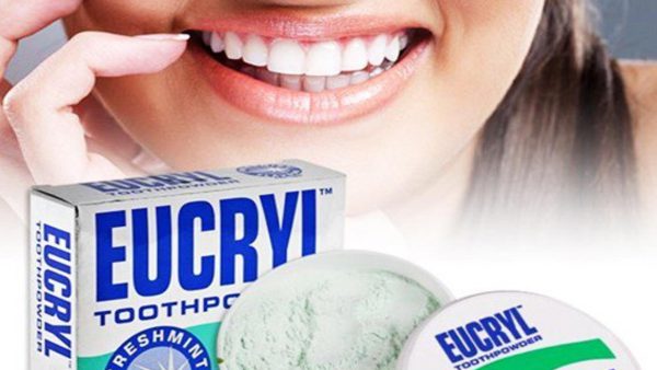 Bột tẩy trắng răng Eucryl có hiệu quả không? Giá bao nhiêu