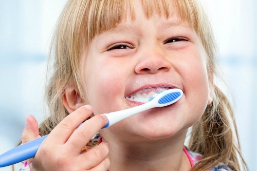 cách phòng chống sâu răng ở trẻ em