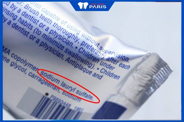 Sodium Lauryl Sulphate có thể gây trầy xước, thủng loét miệng.