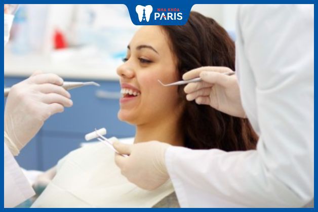 Lấy tủy răng lần 2 có sự hỗ trợ của thuốc tê nên không gây đau nhức khi thực hiện