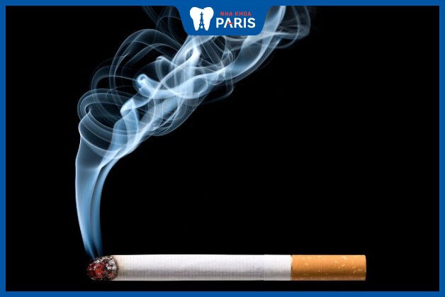 Hút thuốc lá sau khi nhổ răng khôn có thể ảnh hưởng tới tác dụng của thuốc tê