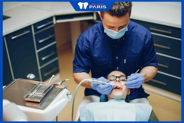 Đội ngũ bác sĩ có kinh nghiệm trồng răng lâu năm