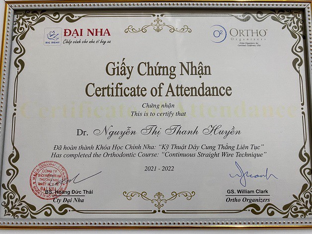  Bằng cấp chứng chỉ bác sĩ nha khoa Nguyễn Thị Thanh Huyền