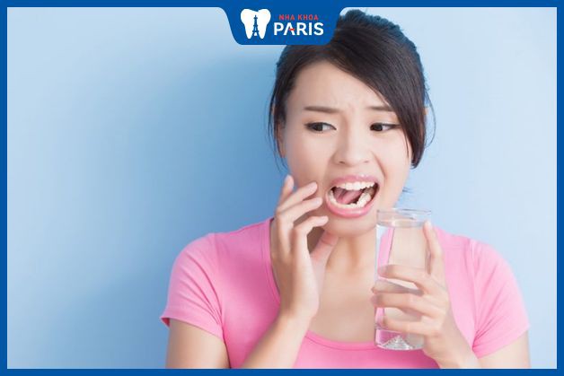 Nguyên nhân chính gây nên tình trạng răng ê buốt là tổn thương cấu trúc răng