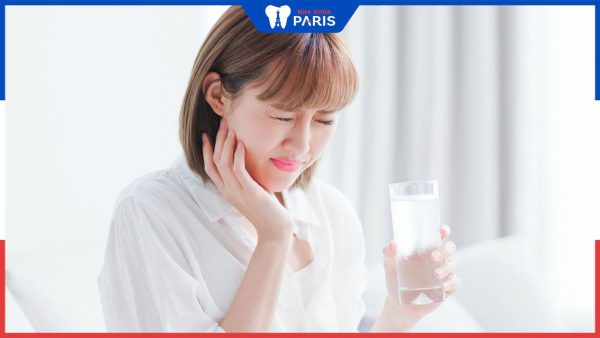 Răng bị ê buốt khi uống nước: Nguyên nhân và cách điều trị