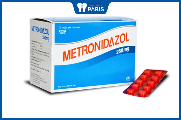 Metronidazol có công dụng ngăn ngừa vi khuẩn phát triển