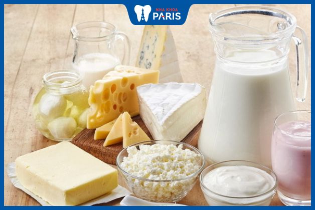 Sữa và các sản phẩm từ sữa là nguồn Canxi dồi dào cho bé