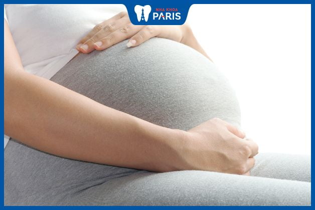 Phụ nữ có thai dễ bị viêm niêm mạc miệng