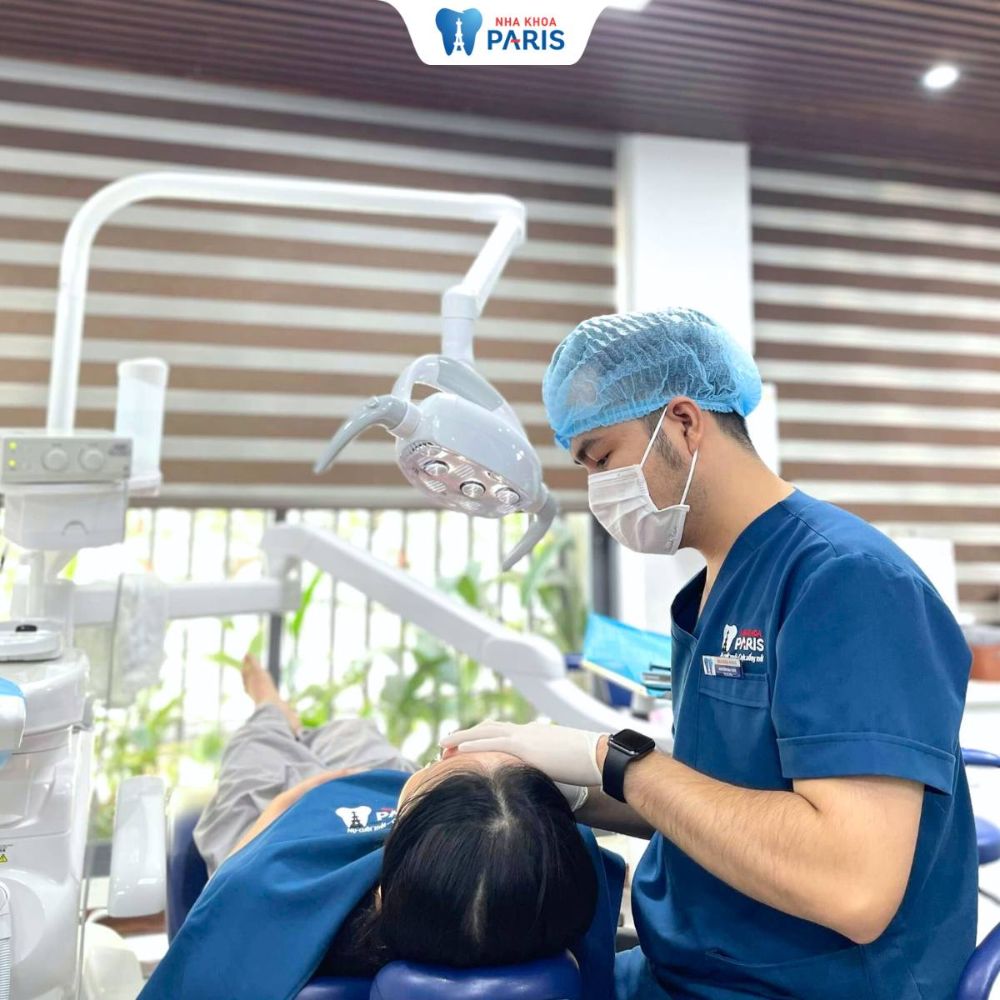 Bác sĩ chuyên khoa tại Nha khoa Paris