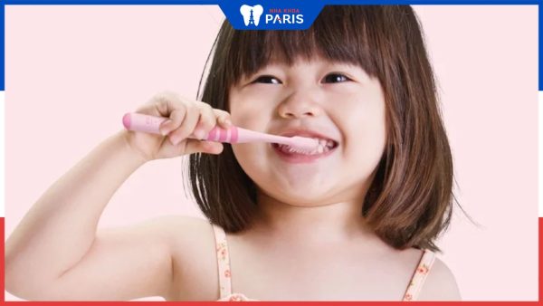 Các bước đánh răng của trẻ mầm non và Những lưu ý khi vệ sinh răng miệng