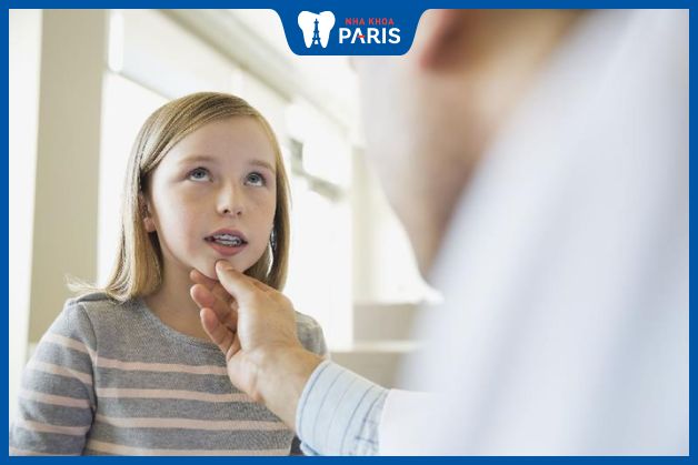 Bác sĩ sẽ tư vấn cho trẻ niềng răng từ sớm để tiết kiệm chi phí tối đa