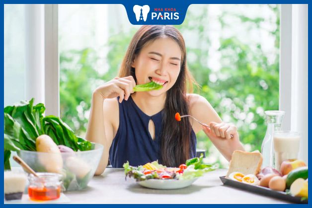 Chế độ ăn uống khoa học ảnh hưởng rất nhiều đến quá trình lành vết thương sau nhổ răng