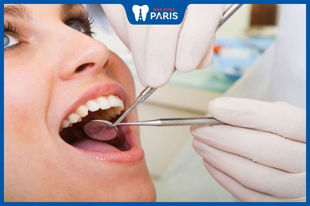 Tái khám định kỳ để kiềm tra tình trạng răng