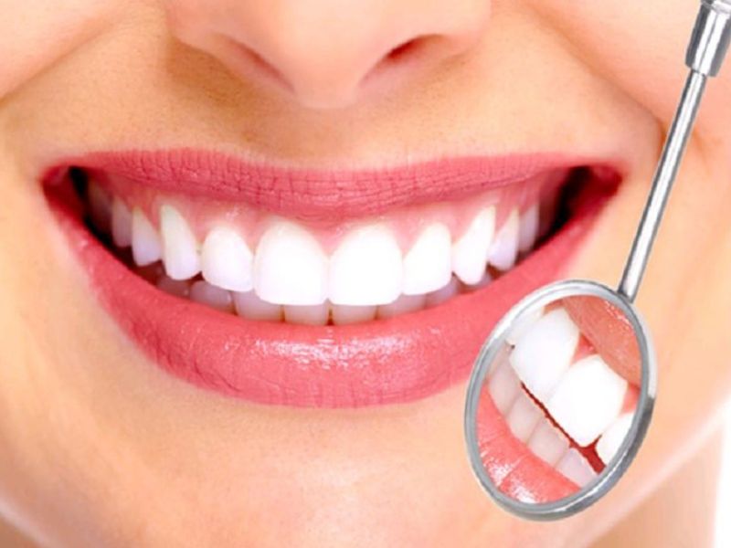 Bọc lại răng sứ lần 2 không gây đau, đặc biệt nếu răng trụ bên trong vẫn còn tốt và được gây tê khi thực hiện.
