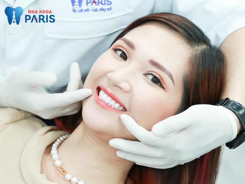 Bọc răng sứ tại nha khoa Paris