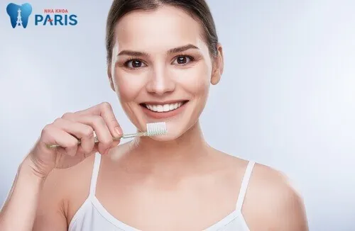 Bật mí cách đánh răng bằng dầu dừa cho hàm răng